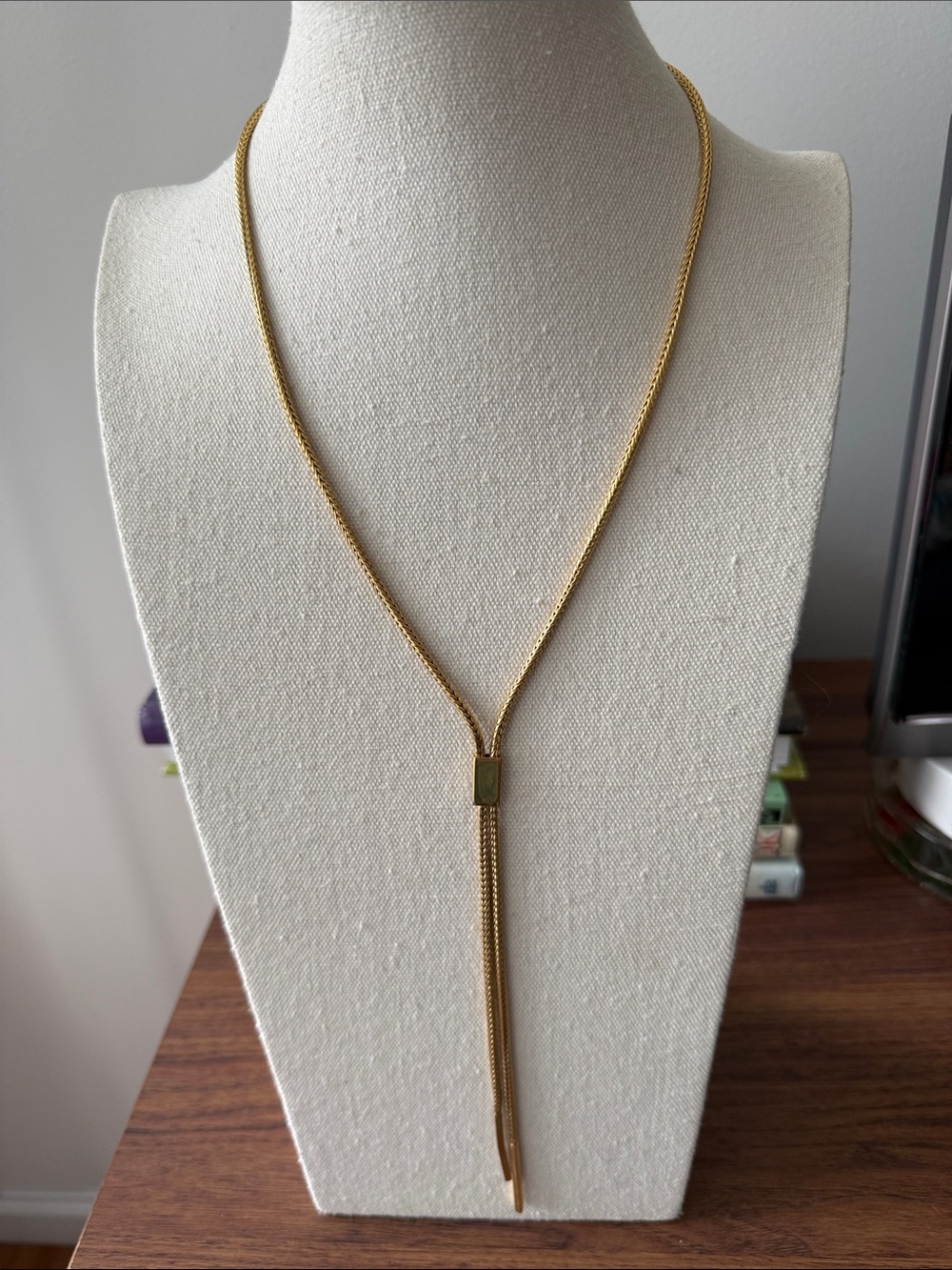Monet Vintage Gold Tone Lariat Necklace. Circa 1970’s.